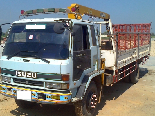 ISUZU FTR32HR 195 กระบะคาร์โก้ ติดเครน 3 ตัน หางไฮดรอลิก บรรทุกคูโบต้า