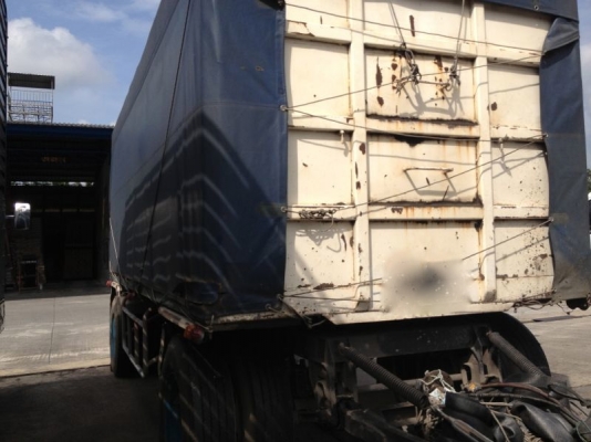 ขายซาก รถอิซูซุ 10 ล้อ หลังถนน  2 เพลา  FXZ 240 แรงม้า นางฟ้าแท้  ปี 39 ( ขายแม่ลูก )  สนใจติดต่อ 081 - 6079515