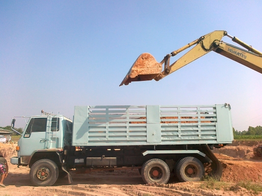 ขายด่วน ISUZU 240 แรง ดั้มโคราช ยางเต็ม รถสวยๆลดราคาด่วนๆๆๆๆๆ