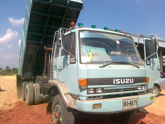 ขายด่วน ISUZU 240 แรง ดั้มโคราช ยางเต็ม รถสวยๆลดราคาด่วนๆๆๆๆๆ
