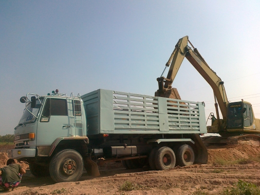 ขายด่วน ISUZU 240 แรง ดั้มโคราช ยางเต็ม รถสวยๆลดราคาด่วนๆๆๆๆๆ