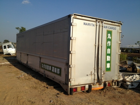 ขายตู้มิเนียมฝาข้างเปิดได้ ปีกเปิดได้สองด้านสภาพดีปีกไฮดรอลิค ยาว 9.8 เมตร กว้าง 2.50 เมตรหายากไม่แพงครับ