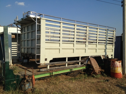 สวยๆเลยกระบะคอกสูงสแตนเลส 100\%สภาพดีครับ ยาว 5.30 เมตร สูง 1.50 เมตร กว้าง 2.45 เมตร สภาพสมบูรณ์