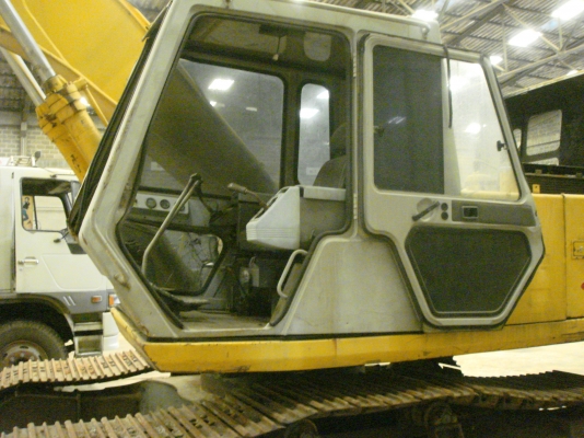 ขายแบคโฮ SUMITOMO รุ่นLS-2800F2  สภาพพร้อมทำงาน