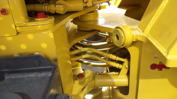 WA100-1-20705 รถตักKOMATSUตอนนี้รถจอดที่(CSนวนคร)ครับ