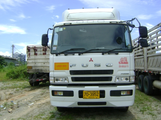 ขายรถบรรทุกหัวลากFUSO380แรงม้าปี50พร้อมหางพื้นเรียบสามมิตร3เพลายาว12.50.ม