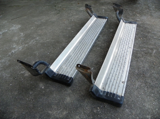 ขายบันไดข้าง ตรงรุ่น TOYOTA LN111