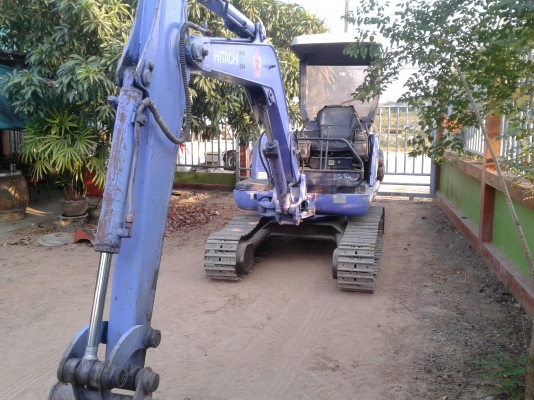 ขายรถขุด HITACHI  EX35-2 โซ่เหล็กใหม่ ปั้มนิ้วคอลโทรลสั้นน้ำมัน เก่านอก
