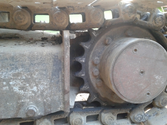 ขายรถขุด HITACHI  EX35-2 โซ่เหล็กใหม่ ปั้มนิ้วคอลโทรลสั้นน้ำมัน เก่านอก