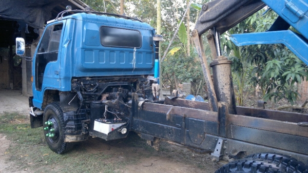 NPR สโลว์ปลายเกียร์ ท้ายFพาว์เวอร์ NPR สโลว์ปลายเกียร์ ท้ายFพาว์เวอร์