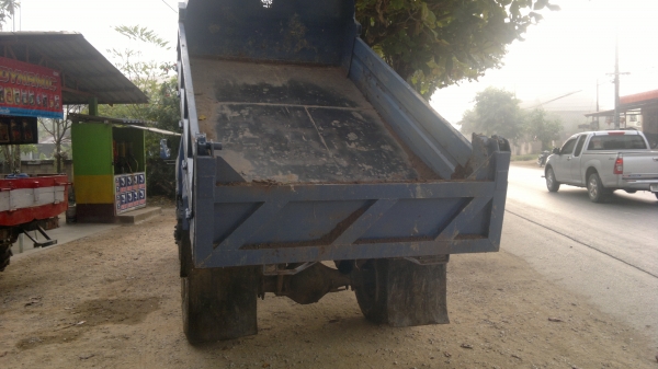 NPR สโลว์ปลายเกียร์ ท้ายFพาว์เวอร์ NPR สโลว์ปลายเกียร์ ท้ายFพาว์เวอร์