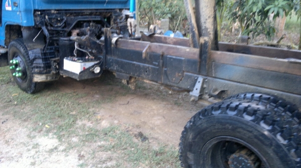 NPR สโลว์ปลายเกียร์ ท้ายFพาว์เวอร์ NPR สโลว์ปลายเกียร์ ท้ายFพาว์เวอร์