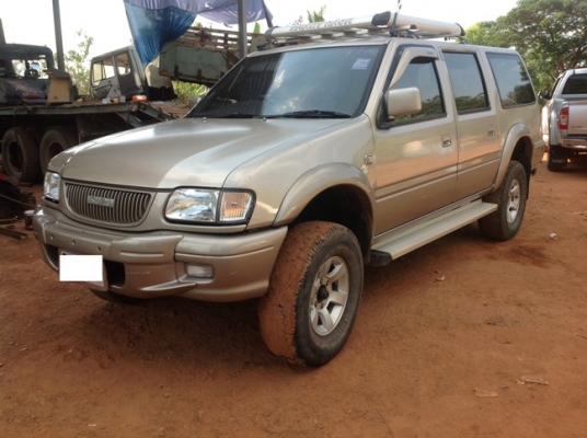 ISUZU ADVANTER  ปี 41 เกียร์ออโต้ กระจกไฟฟ้า กันขโมย เครื่อง 2.8 แรง หัวบาง ยางดี คัสซีสวย เพาเวอร์ แอร์เย็น  ไฟฟ้า พร้อมโอน