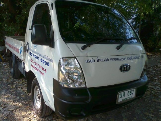 4 ล้อ kia jumbo ปี 05 เครื่อง 2700 มีประกันชั้นหนึ่งค่ะ