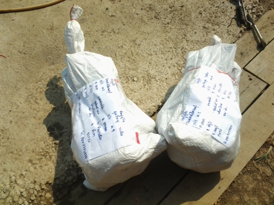 JOECLASSICขายชุดดิสก์เบรคหน้าซ้าย ขวา พร้อมปีกนกบน-ล่างของ720 ไว้ใส่520 521 620 720ได้เลยชุดละ5500สนใจโทรสอบฤามได้เลย.