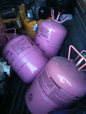 ขายถังน้ำยาแอร์ ป่าว ครับ ขายถังน้ำยาแอร์ ป่าว ครับ