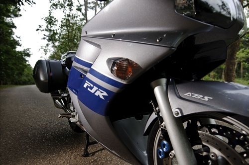 Re: ขาย FJR 1300   ปี05