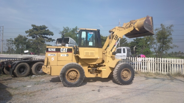 ต้องการขายรถตักล้อยางCAT926E
