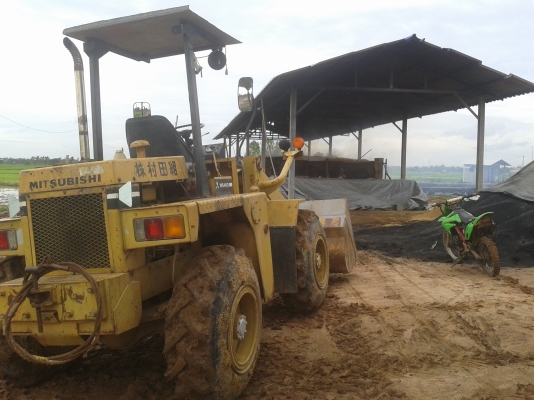 ขายรถตักล้อยาง MITSUBISHI WS400