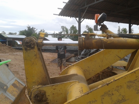 ขายรถตักล้อยาง MITSUBISHI WS400