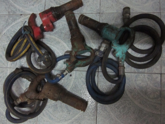 ขายถูก-หัวแย็กลม เจาะปูน พร้อมสาย มี 10 ตัว ราคาตัวละ 2,500 บาท/ตัว