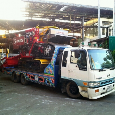 รถเกี่ยวนวดทะเลทอง รถเกี่ยวนวดทะเลทอง