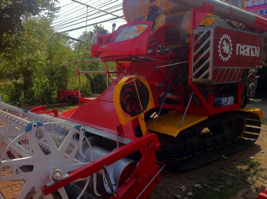 รถเกี่ยวนวดทะเลทอง รถเกี่ยวนวดทะเลทอง