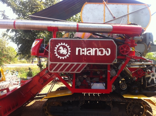 รถเกี่ยวนวดทะเลทอง รถเกี่ยวนวดทะเลทอง