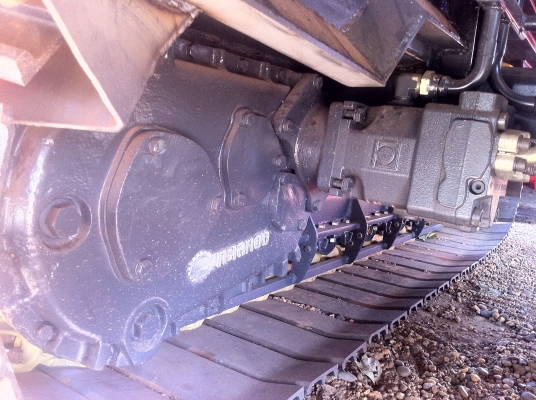 รถเกี่ยวนวดทะเลทอง รถเกี่ยวนวดทะเลทอง