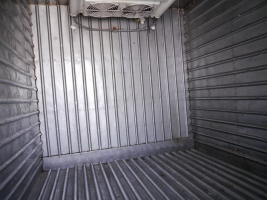 ขายรถตู้เย็น สภาพดี ทำอุณหภูมิ-10 องศา ตู้ได้มาตราฐาน