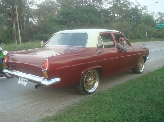 ขาย holden kingwood