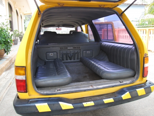 ขาย! รถโตโยต้าแวน 4ประตู ราคาทุน คุณภาพดี พร้อมใช้งาน