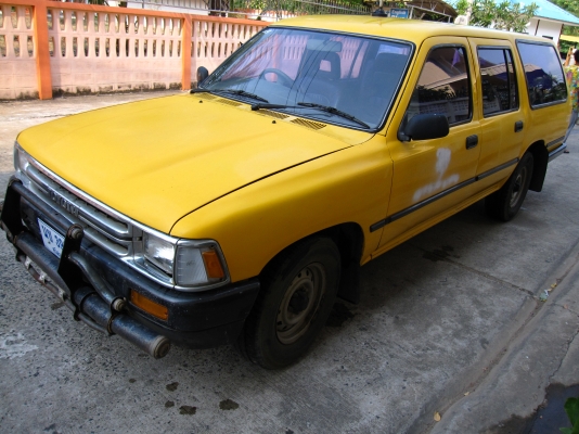 ขาย! รถโตโยต้าแวน 4ประตู ราคาทุน คุณภาพดี พร้อมใช้งาน