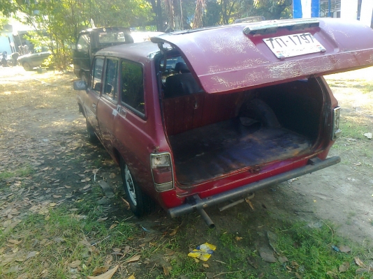 ขายดัสสันแวน ขับกลับได้เลย