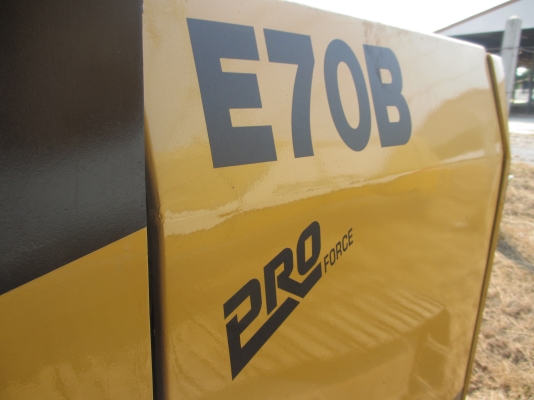 CAT 70B  มาแล้ว  เก่านอกแท้ๆ เอวแน่น ปั็มแรง