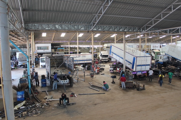 ศูนย์รวมรถบรรทุกมือสอง สภาพดีพร้อมใช้งานมีทุกรุ่นให้เลือกรับต่อกระบะดั้ม ลูกพ่วงหางเทรลเลอร์โดยทีมงานมืออาชีพ ศูนย์รวมรถบรรทุกมือสอง สภาพดีพร้อมใช้งานมีทุกรุ่นให้เลือกรับต่อกระบะดั้ม ลูกพ่วงหางเทรลเลอร์โดยทีมงานมืออาชีพ