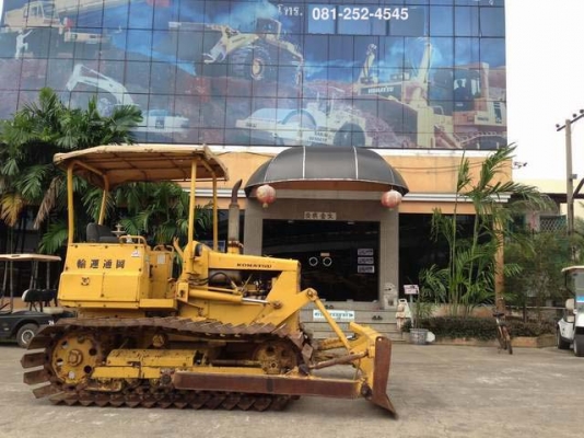 รถแทรคเตอร์ตีนตะขาบ Bulldozer นำเข้าจากญี่ปุ่น