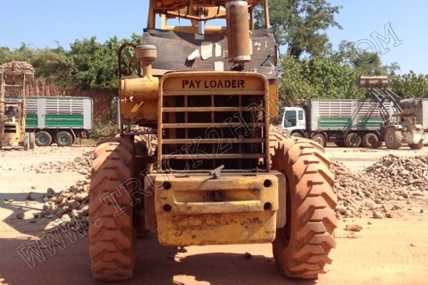 รถตักล้อยาง ยี่ห้อ KOMATSU รุ่น JH30