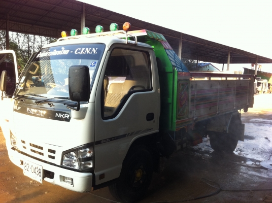 ขายรถบรรทุก 6 ล้อ ISUZU NKR ดั้ม ปี 49 ใช้มาแค่ 11xxxx กิโล กระบะอลูมิเนียม รถเดิมมาก ทะเบียนพร้อมโอน