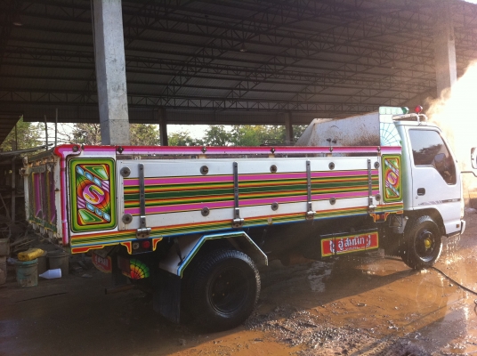 ขายรถบรรทุก 6 ล้อ ISUZU NKR ดั้ม ปี 49 ใช้มาแค่ 11xxxx กิโล กระบะอลูมิเนียม รถเดิมมาก ทะเบียนพร้อมโอน