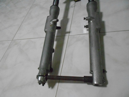 ขายโช๊คหน้ารีเบล สภาพสวยพรอมใช้ ราคา2000