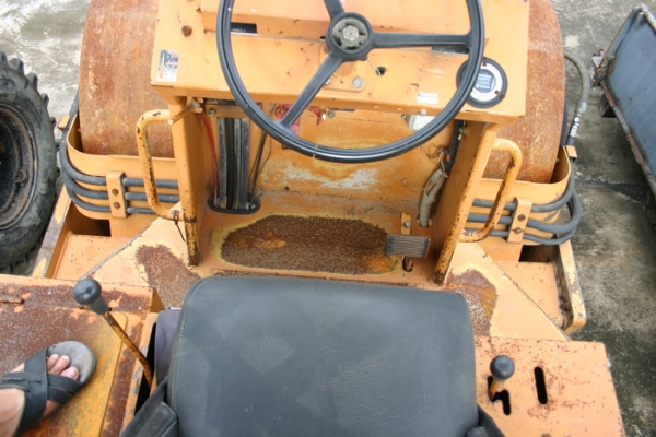 ขาย รถบดสั่นสะเทือน SAKAI SV70D  เก่านอก สวยๆเดิมๆ 800,000 TEL : 087-0339334 (อ็อฟ)