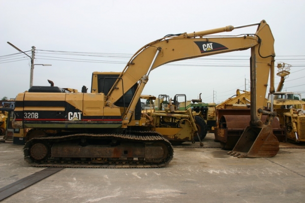ขาย รถขุด แบคโฮ CATERPILLAR 320 v.1  สวยๆ 1,250,000  TEL : 087-0339334 (อ็อฟ)