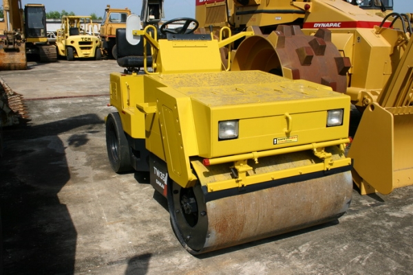 ขาย รถบดเล็ก SAKAI TW350  เก่านอก สวยๆเดิมๆ 350,000 TEL : 087-0339334 (อ็อฟ)