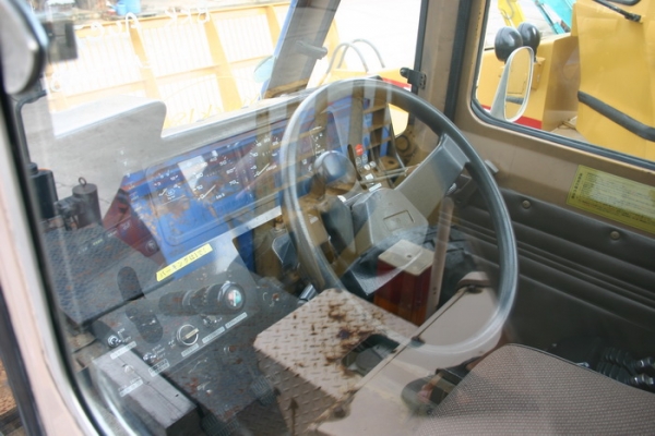 ขาย รถเครน TADANO TR80M-1 เก่านอก สวยมากๆ 1,500,000 TEL : 087-0339334 (อ็อฟ) ขาย รถเครน TADANO TR80M-1 เก่านอก สวยมากๆ 1,500,000 TEL : 087-0339334 (อ็อฟ)