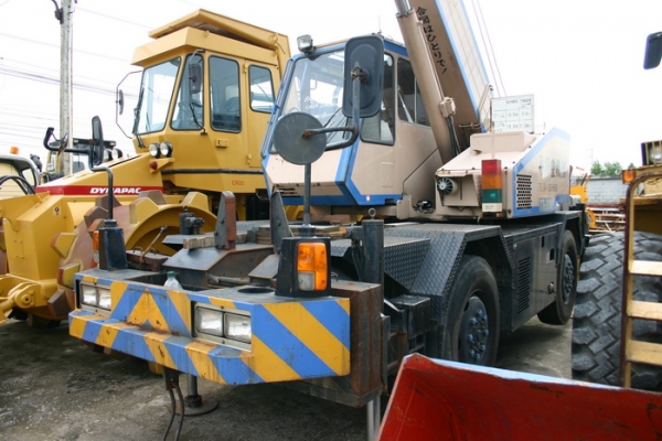 ขาย รถเครน TADANO TR80M-1 เก่านอก สวยมากๆ 1,500,000 TEL : 087-0339334 (อ็อฟ) ขาย รถเครน TADANO TR80M-1 เก่านอก สวยมากๆ 1,500,000 TEL : 087-0339334 (อ็อฟ)