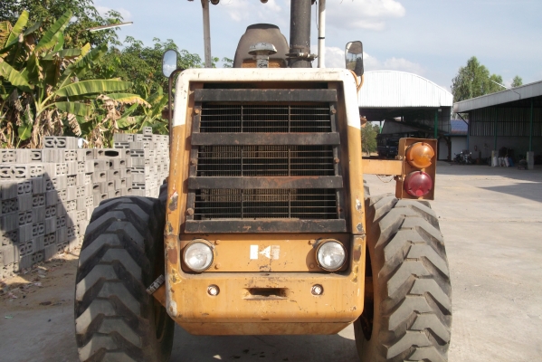 รถตักล้อยาง  KOMATSU  510  สภาพดี