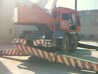 ขายรถเครน 4 ล้อ 25 ตัน TADANO M3 ปั๊ม 3 ตอน จิ๊ปชักไส้ ราคาต่อรองได้ครับ