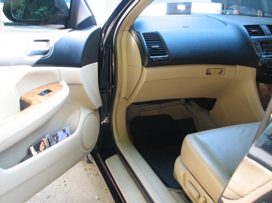 ขาย...ฮอนด้า ACCORD 3.0V6/ATปี 2003 (550,000 บาท) ขาย...ฮอนด้า ACCORD 3.0V6/ATปี 2003 (550,000 บาท)