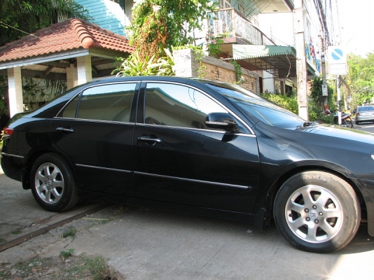 ขาย...ฮอนด้า ACCORD 3.0V6/ATปี 2003 (550,000 บาท)
